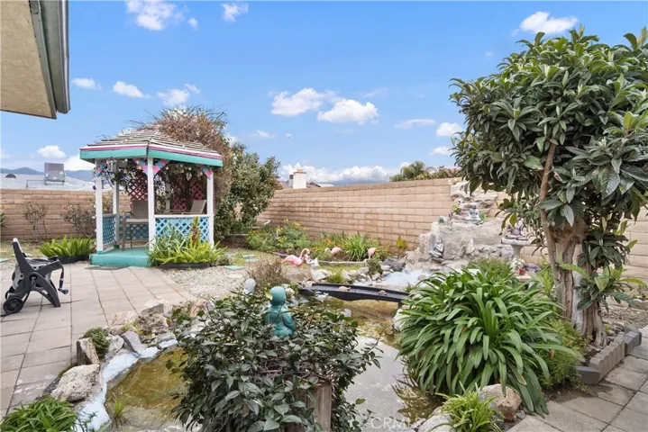 43064 Benjamin Street, Hemet, California 92544