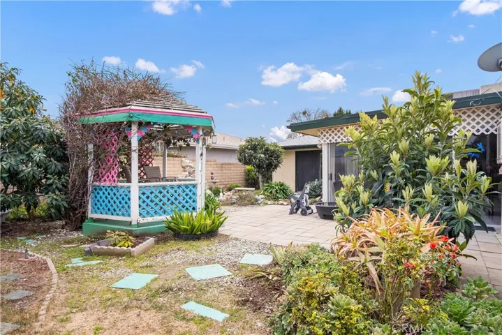 43064 Benjamin Street, Hemet, California 92544