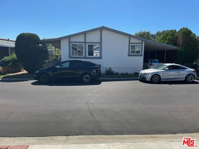 15300 Palm Drive Unit 76, Desert Hot Springs, California 92240