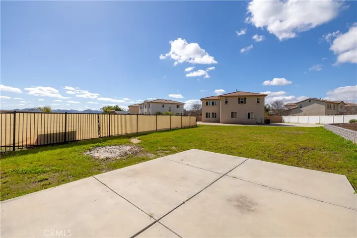 5862 Parkside Drive, Hemet, California 92545