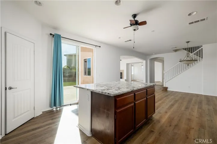 5862 Parkside Drive, Hemet, California 92545