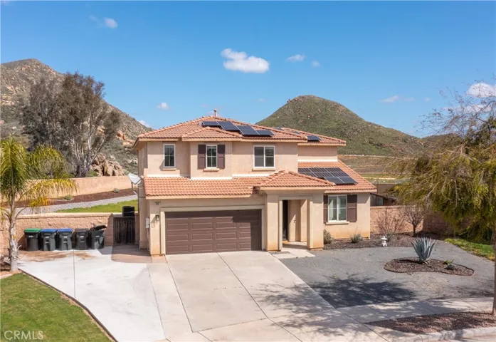 5862 Parkside Drive, Hemet, California 92545