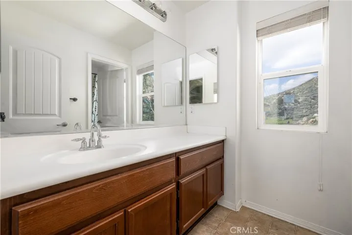 5862 Parkside Drive, Hemet, California 92545