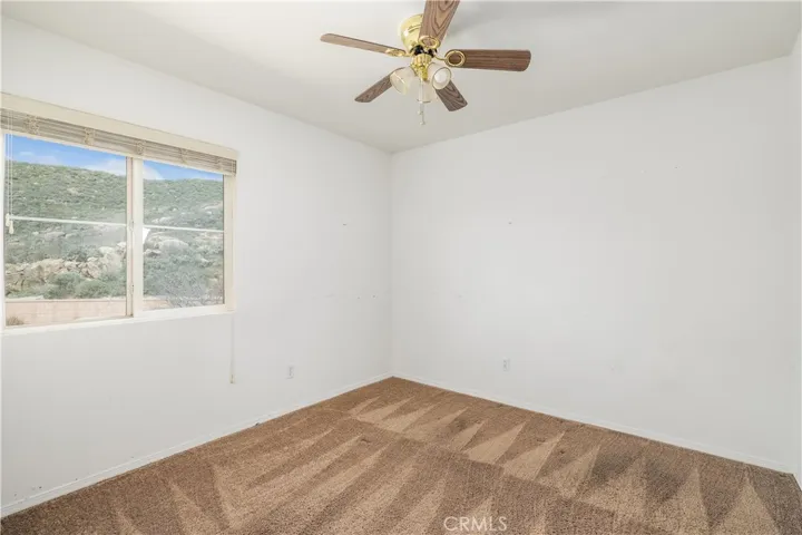 5862 Parkside Drive, Hemet, California 92545