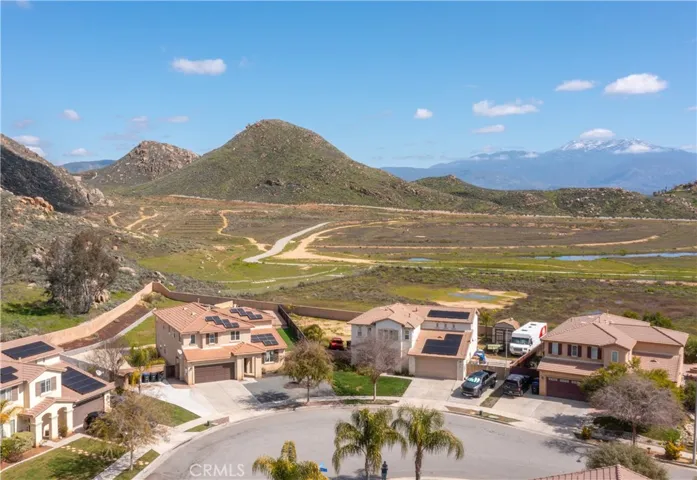 5862 Parkside Drive, Hemet, California 92545