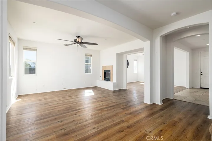 5862 Parkside Drive, Hemet, California 92545