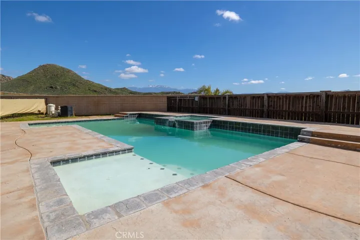 5862 Parkside Drive, Hemet, California 92545