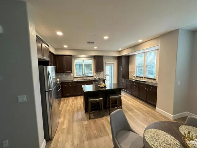 909 Tierney Place, Martinez, California 94553