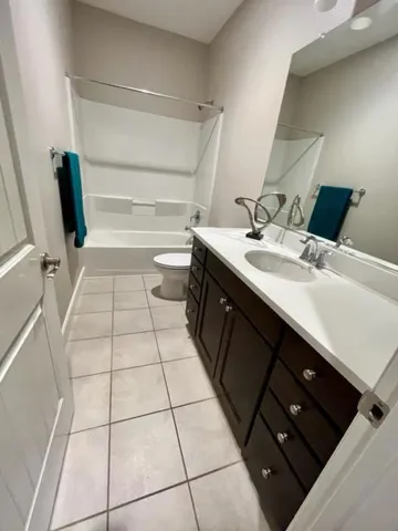909 Tierney Place, Martinez, California 94553