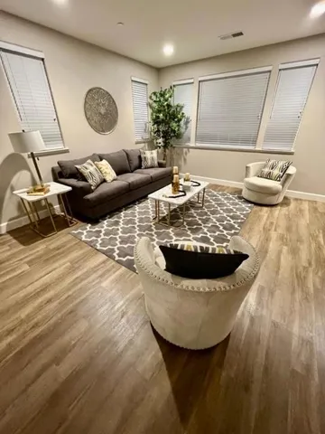 909 Tierney Place, Martinez, California 94553
