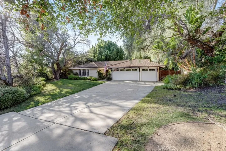 25111 Buckboard Lane, Laguna Hills, California 92653
