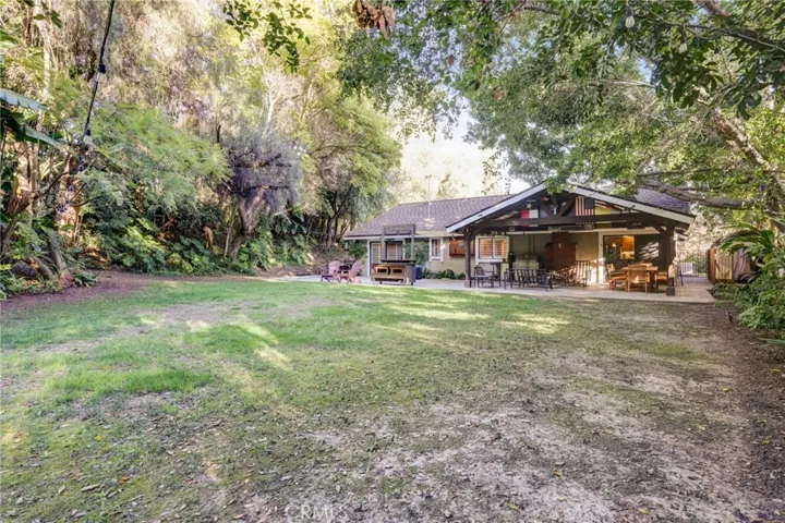 25111 Buckboard Lane, Laguna Hills, California 92653