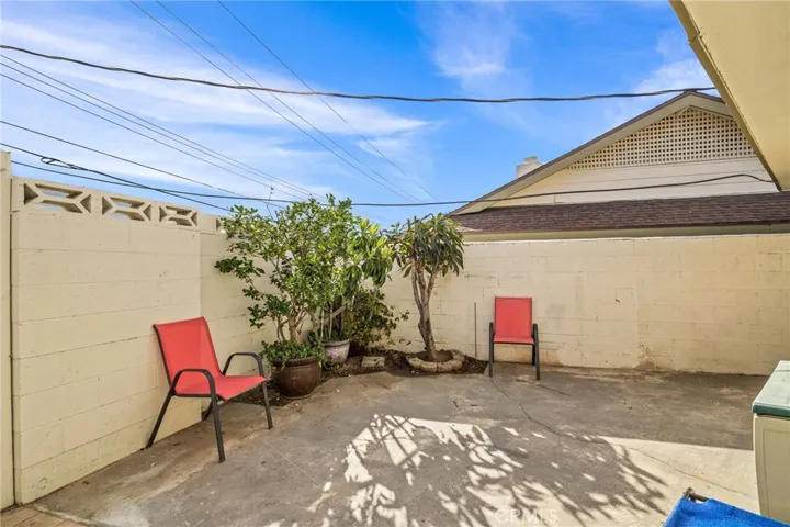 679 S Indian Hill Boulevard D, Claremont, California 91711