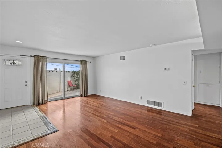679 S Indian Hill Boulevard D, Claremont, California 91711