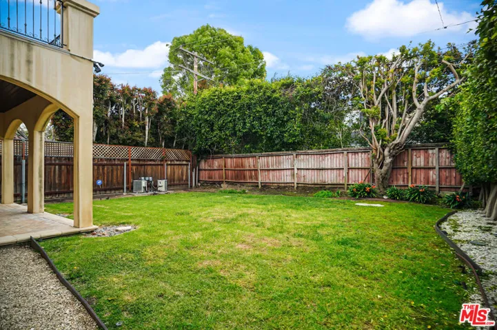 10618 Rountree Road, Los Angeles, California 90064