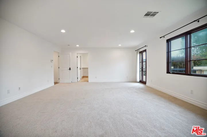 10618 Rountree Road, Los Angeles, California 90064