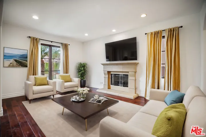 10618 Rountree Road, Los Angeles, California 90064