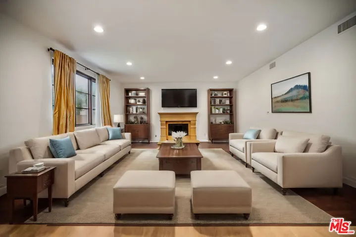 10618 Rountree Road, Los Angeles, California 90064