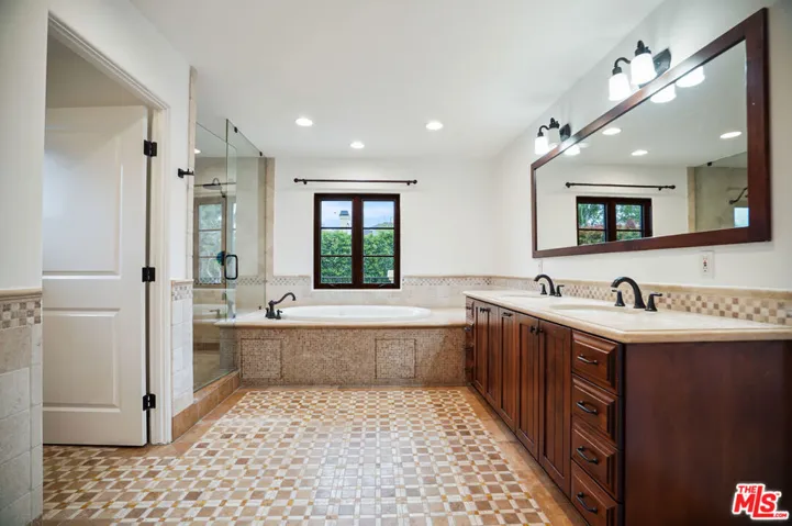10618 Rountree Road, Los Angeles, California 90064