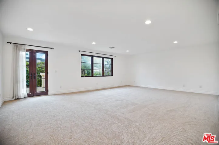 10618 Rountree Road, Los Angeles, California 90064