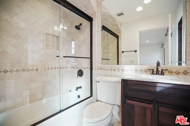 10618 Rountree Road, Los Angeles, California 90064