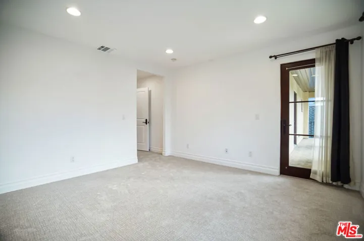 10618 Rountree Road, Los Angeles, California 90064