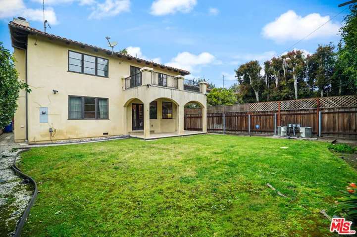 10618 Rountree Road, Los Angeles, California 90064