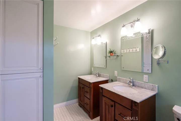 23313 Cohasset Street, West Hills, California 91304
