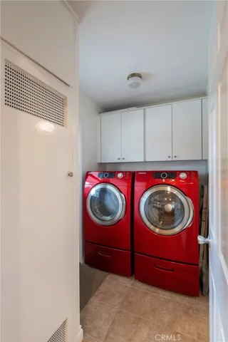 23313 Cohasset Street, West Hills, California 91304