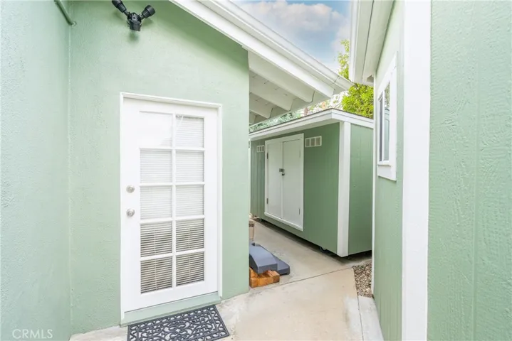 23313 Cohasset Street, West Hills, California 91304