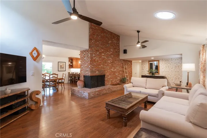 23313 Cohasset Street, West Hills, California 91304