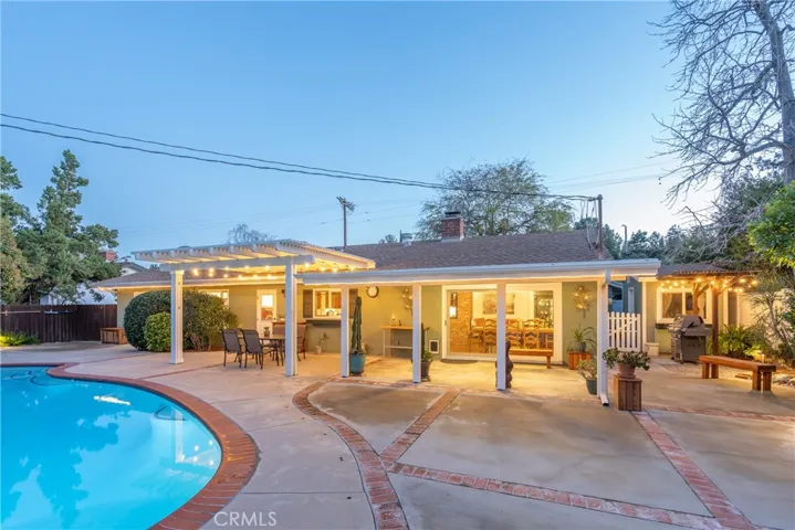 23313 Cohasset Street, West Hills, California 91304