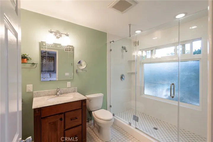 23313 Cohasset Street, West Hills, California 91304