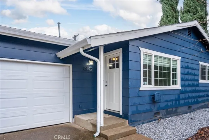 2442 Corona Street, Redding, California 96002