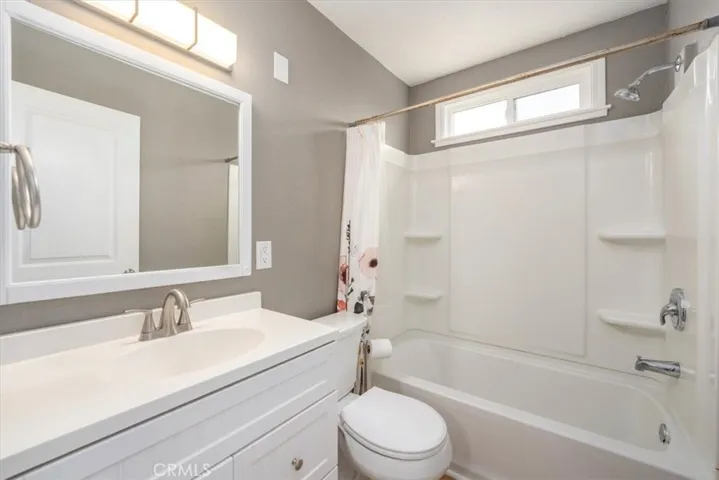 2442 Corona Street, Redding, California 96002