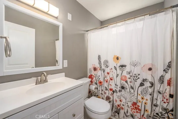 2442 Corona Street, Redding, California 96002