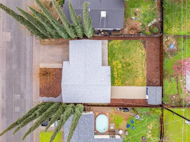 2442 Corona Street, Redding, California 96002