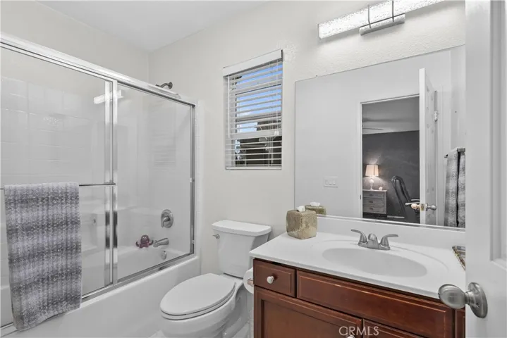 Private bathroom in secondary bedroom!