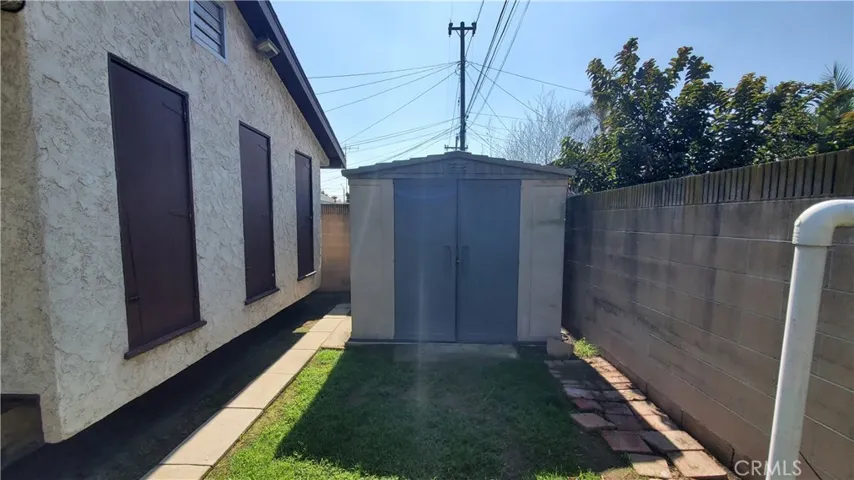 5827 Gaviota Avenue, Long Beach, California 90805