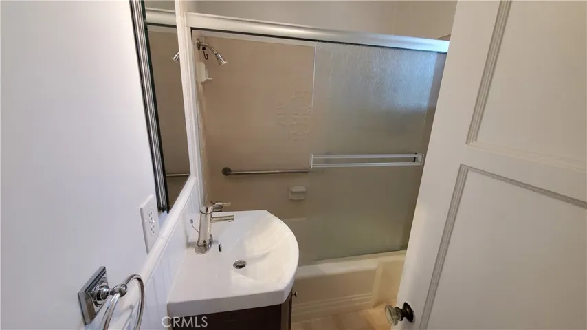 5827 Gaviota Avenue, Long Beach, California 90805