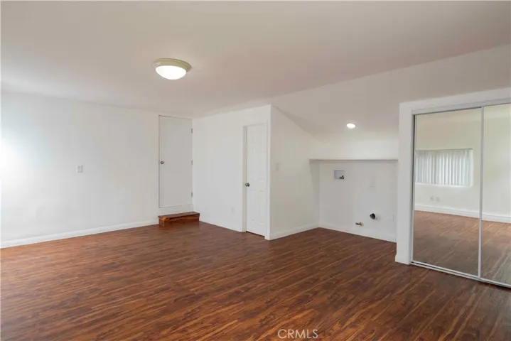 20749 Lull Street, Winnetka, California 91306