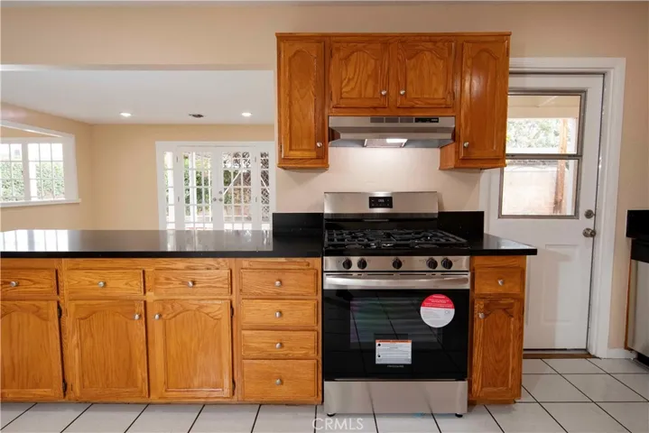 20749 Lull Street, Winnetka, California 91306