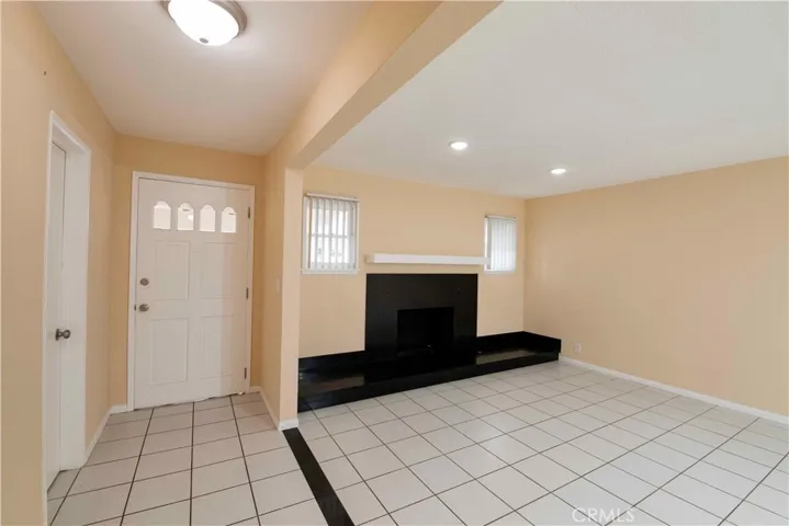 20749 Lull Street, Winnetka, California 91306