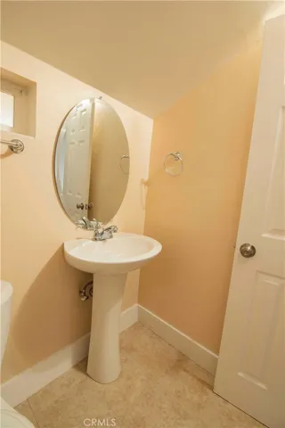 20749 Lull Street, Winnetka, California 91306
