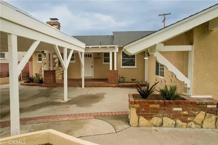20749 Lull Street, Winnetka, California 91306