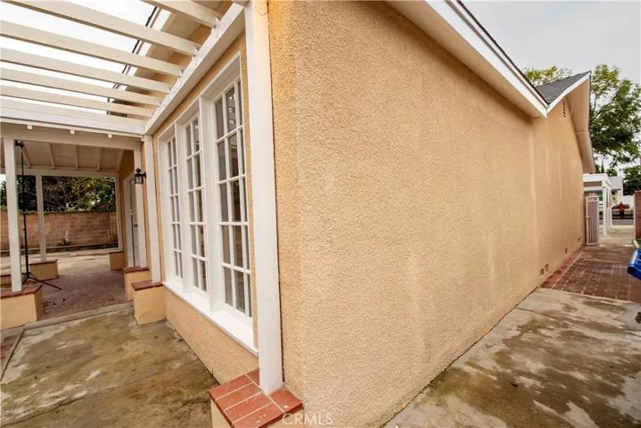 20749 Lull Street, Winnetka, California 91306