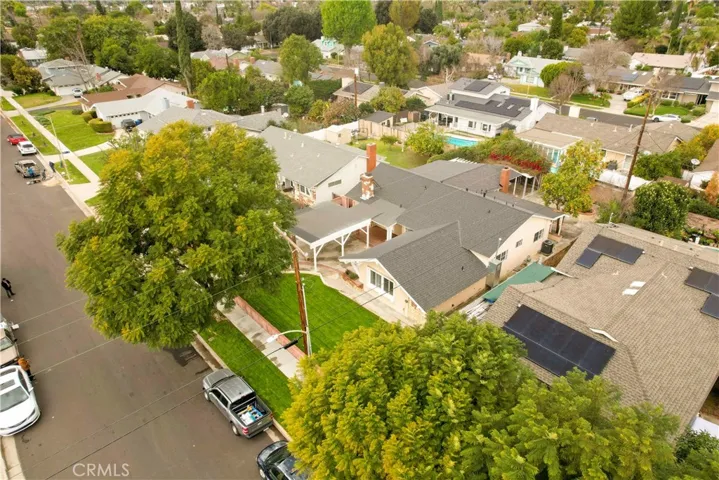 20749 Lull Street, Winnetka, California 91306