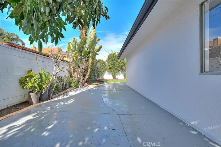 10439 Brookshire Avenue, Downey, California 90241