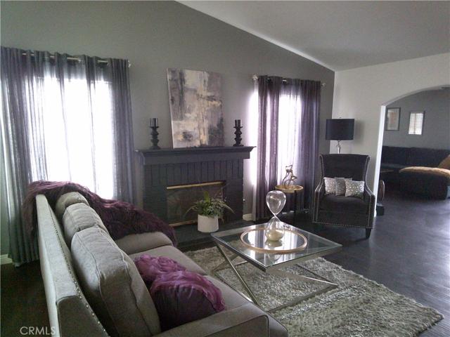 Living Rm