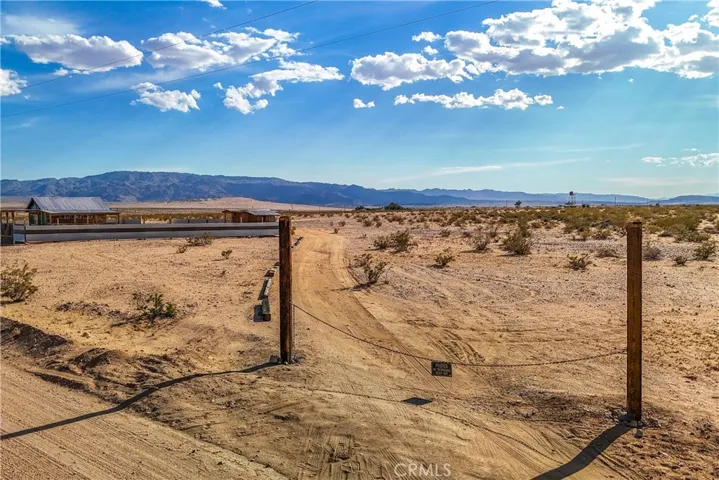 3494 Mojave Road, 29 Palms, California 92277